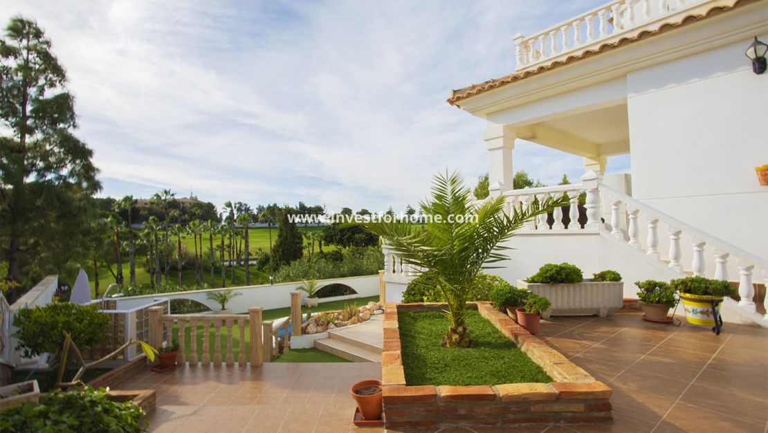 Försäljning - Villa - Orihuela Costa - Lomas De Campoamor Golf