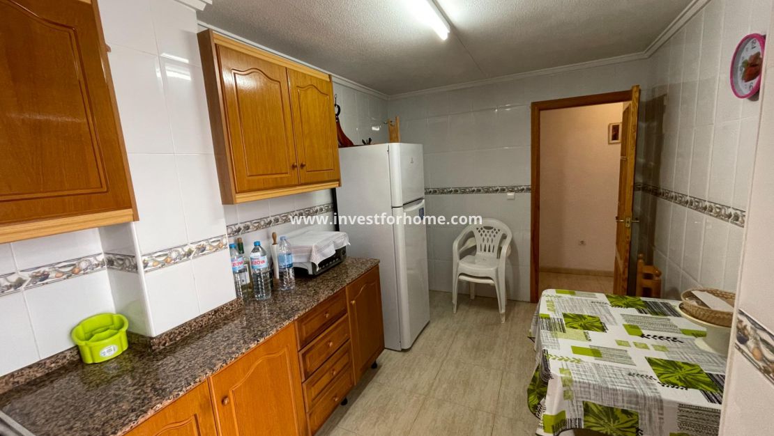 Verkoop - Appartement - Torrevieja - Centro