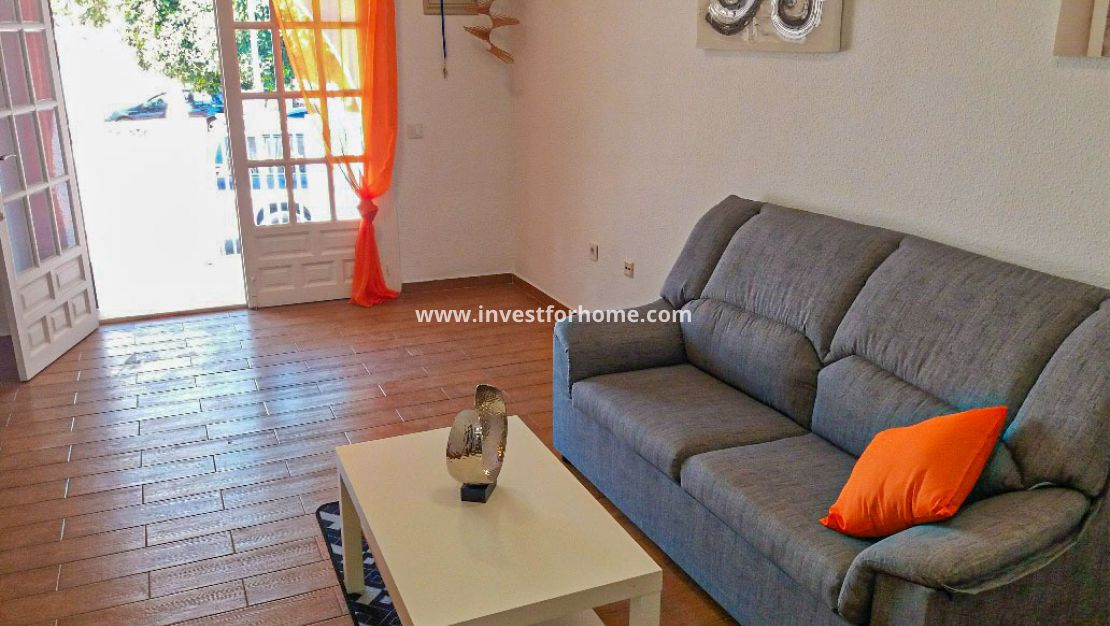 A vendre, Bungalow, renové, Nueva Torrevieja, Calas Blanca, Centre Habaneras, Torrevieja