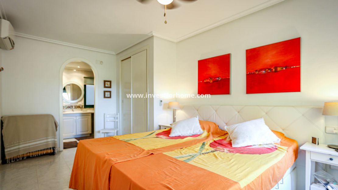 Apartment first line of Golf in Lomas de Campoamor