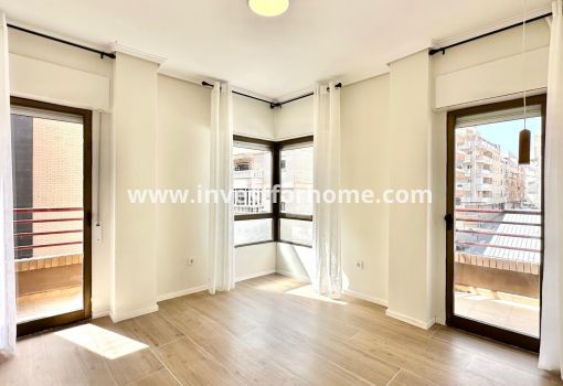 Apartamento - Reventa - Torrevieja - Centro