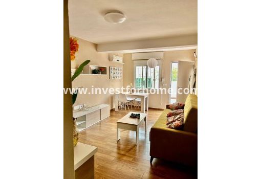 Apartamento - Reventa - Torrevieja - Nueva Torrevieja - Aguas Nuevas