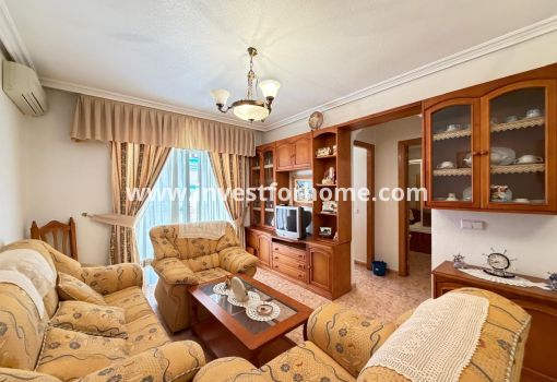 Apartamento - Reventa - Torrevieja - Playa del Cura