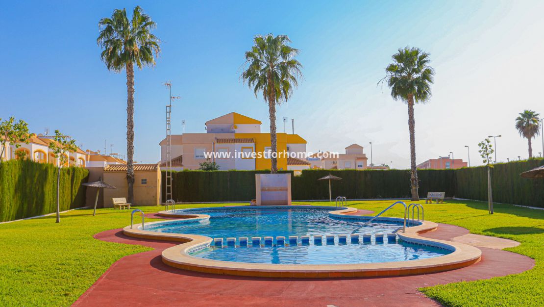 Apartment for sale with solarium, el Limonar, La Torreta, Torrevieja