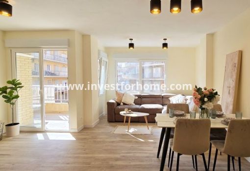 Apartment - Sale - Torrevieja - Centro