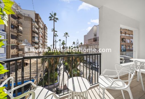 Apartment - Sale - Torrevieja - Centro