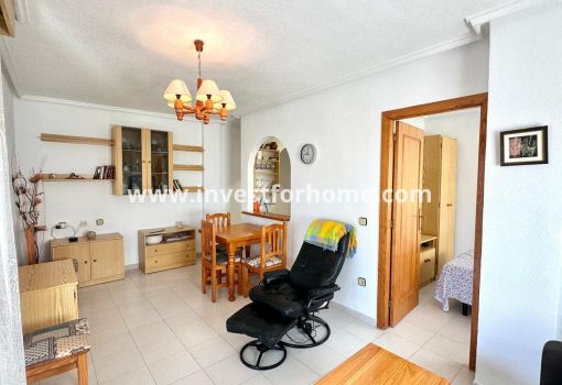 Apartment - Sale - Torrevieja - Centro