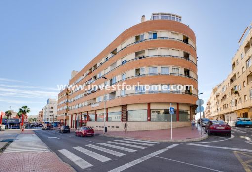 Apartment - Sale - Torrevieja - Centro