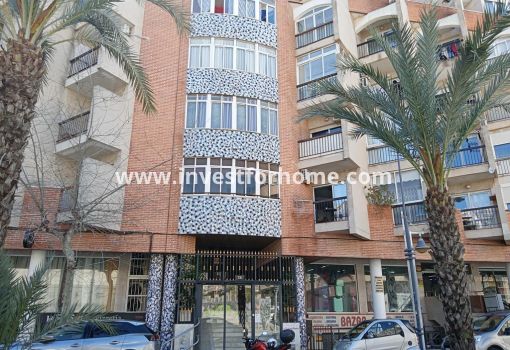 Apartment - Sale - Torrevieja - Centro
