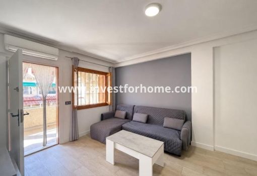 Apartment - Sale - Torrevieja - Centro