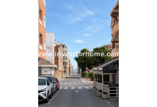 Apartment - Sale - Torrevieja - Centro