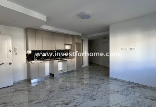 Apartment - Sale - Torrevieja - PLAYA LOS LOCOS