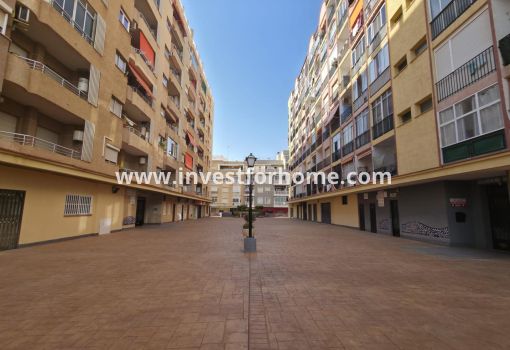 Appartement - Vente - Torrevieja - Playa del Cura