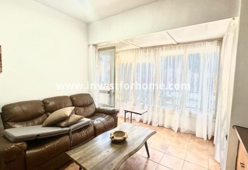 Appartement - Verkoop - Torrevieja - Centro