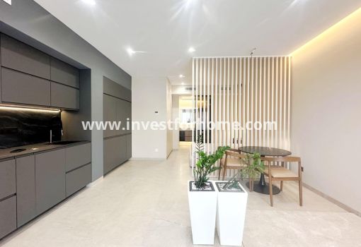 Appartement - Verkoop - Torrevieja - Centro