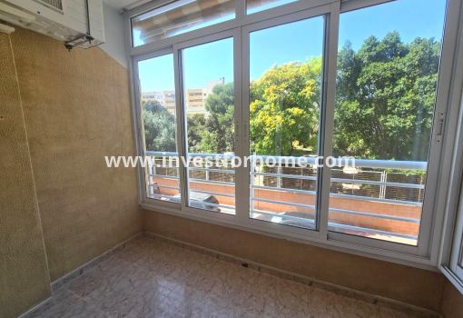 Appartement - Verkoop - Torrevieja - Centro