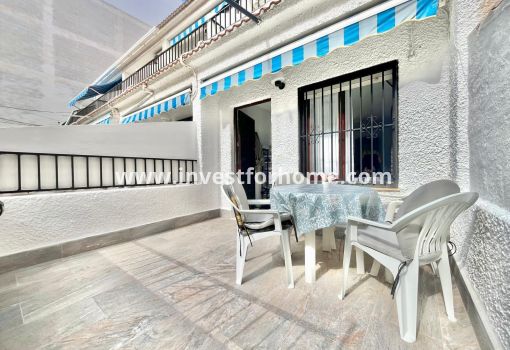 Appartement - Verkoop - Torrevieja - Playa de los Locos