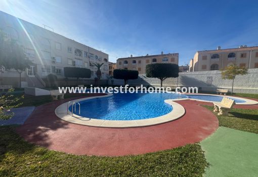 Appartement - Verkoop - Torrevieja - Playa del Acequión