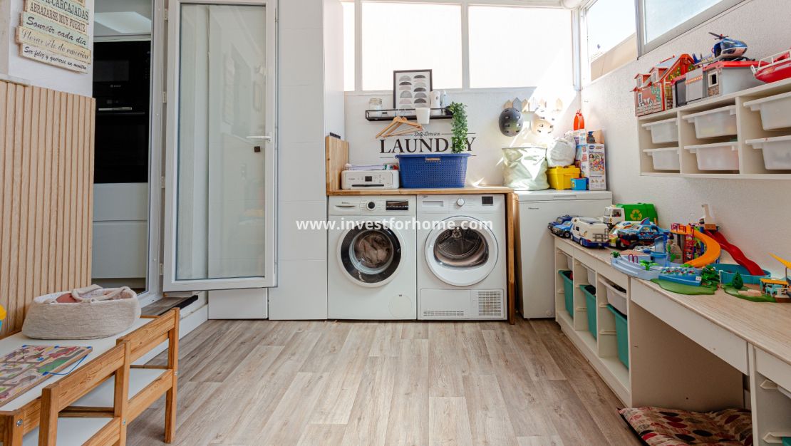 Arco Mediterraneo, Torrevieja, Aguas Nuevas, Sector 25, Poildeportivo, La Hoya