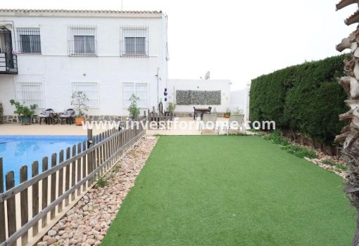 Bungalow - Verkoop - Orihuela Costa - Costa Blanca