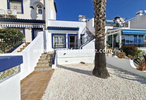 Bungalow - Verkoop - Orihuela Costa - Villamartín-las Filipinas