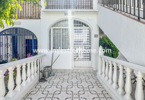 Bungalow - Verkoop - Torrevieja - Costa Blanca