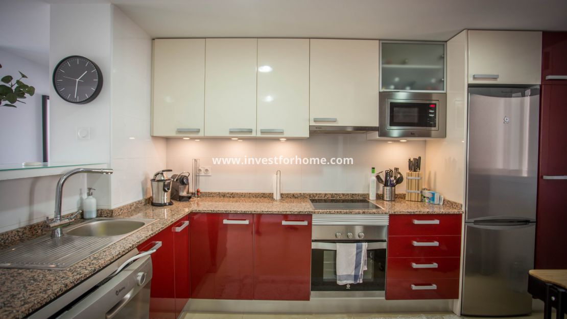 Buy an apartment in Spain, Torrevieja, Alicante