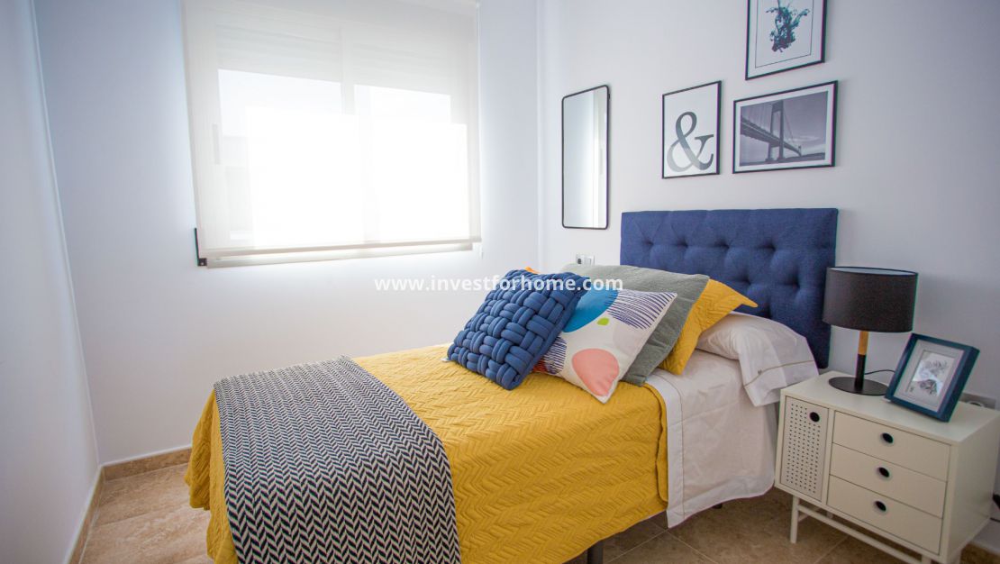 Buy cheap apartment in Torre de la Horadada