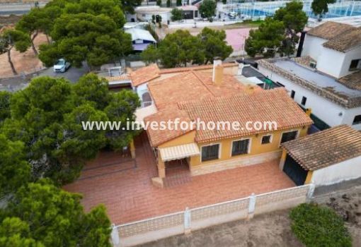 Chalet - Reventa - Orihuela Costa - Costa Blanca