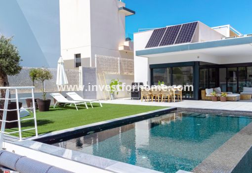 Chalet - Reventa - San Miguel de Salinas - Bellavista