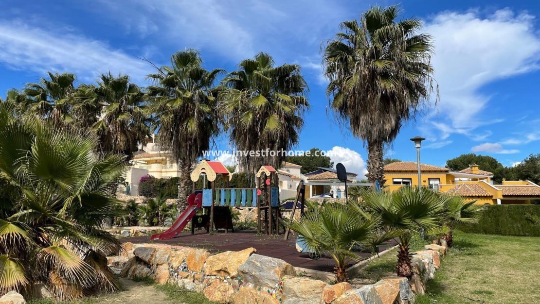 Försäljning - Bungalow - Orihuela Costa - Las Ramblas Golf