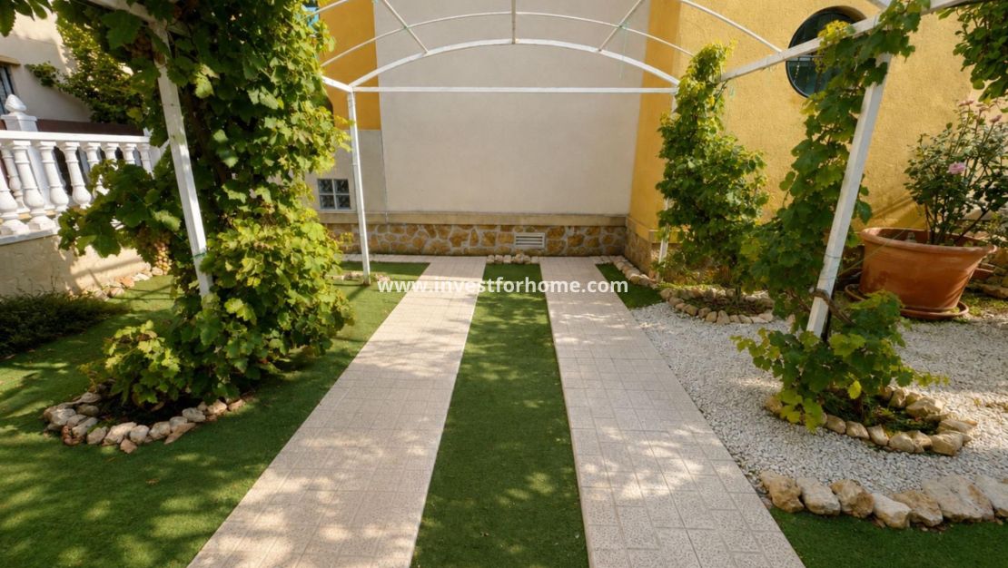 Försäljning - Bungalow - Orihuela Costa - Lomas De Cabo Roig