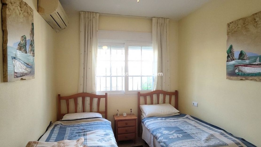 Försäljning - Bungalow - Orihuela Costa - LOS DOLSES