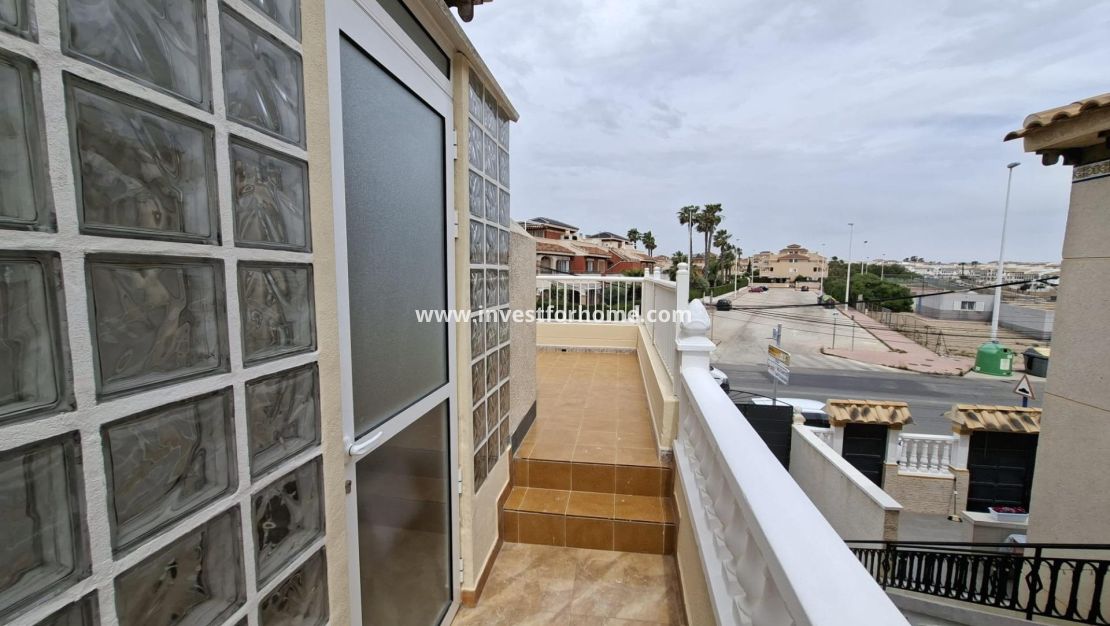 Försäljning - Bungalow - Orihuela Costa - Punta Prima