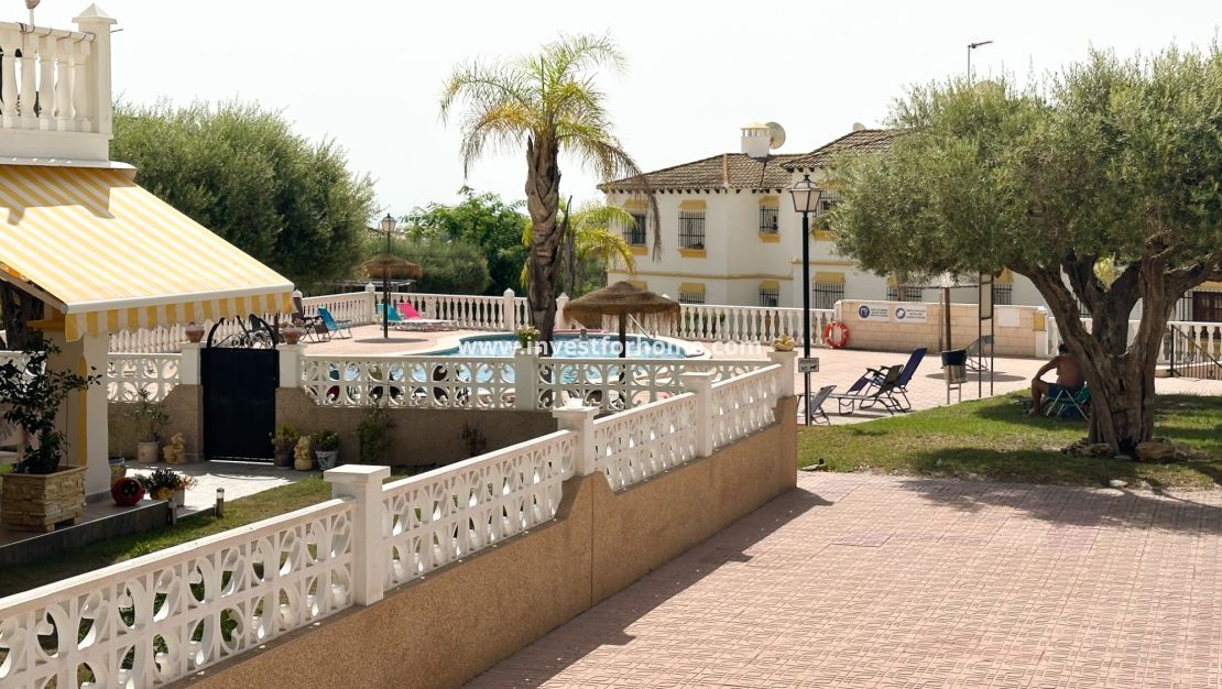 Försäljning - Bungalow - San Miguel de Salinas - Inland
