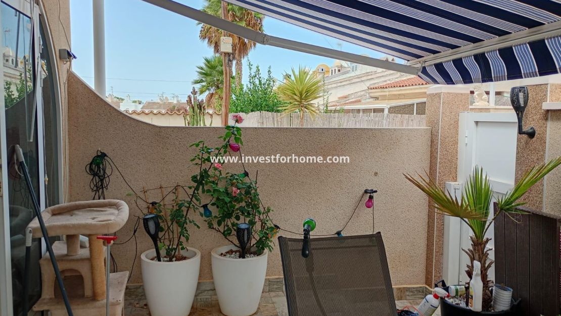 Försäljning - Bungalow - Torrevieja - La Siesta - El Salado - Torreta