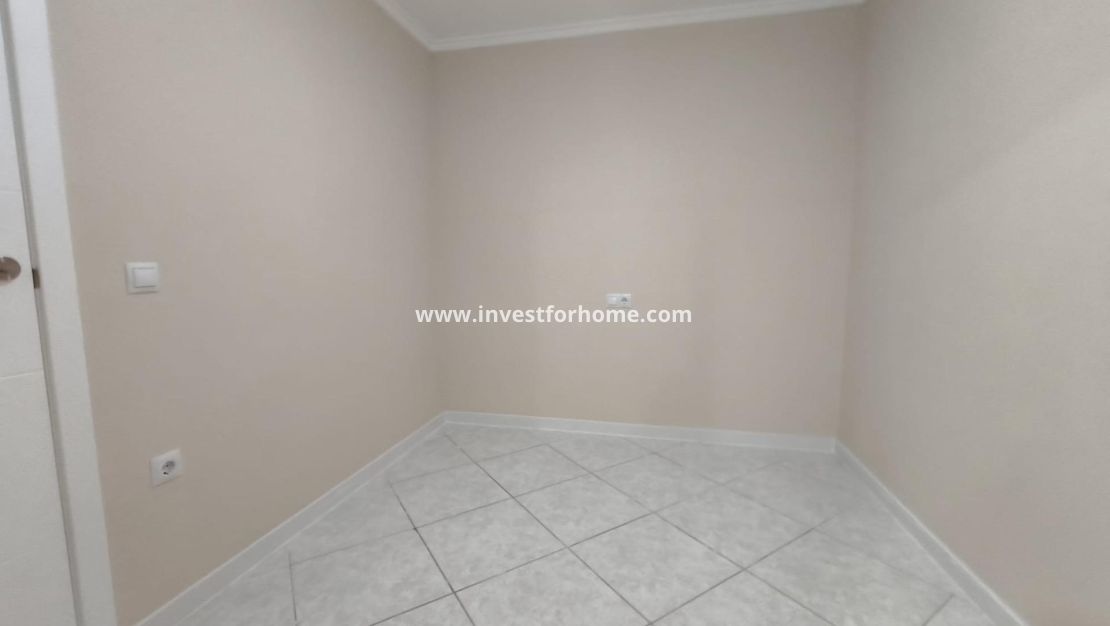 Försäljning - Bungalow - Torrevieja - La Siesta - El Salado - Torreta