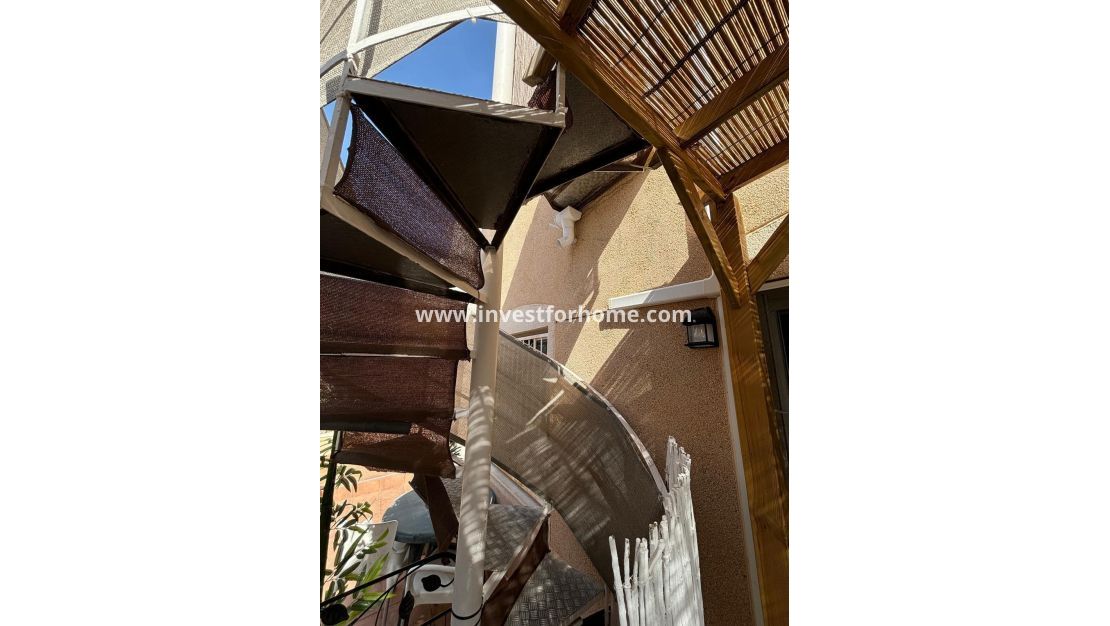 Försäljning - Bungalow - Torrevieja - Los Balcones