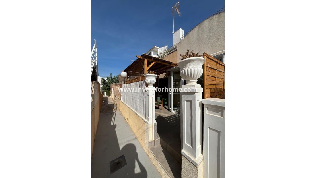 Försäljning - Bungalow - Torrevieja - Los Balcones