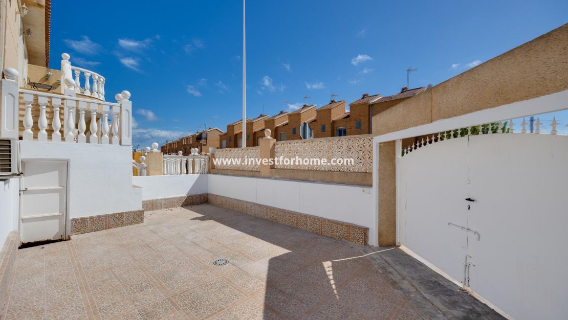 Försäljning - Bungalow - Torrevieja - Nueva Torrevieja - Aguas Nuevas