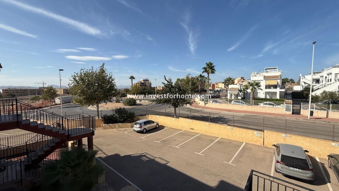 Försäljning - Bungalow - Torrevieja - Parque Acuático - Sector 25