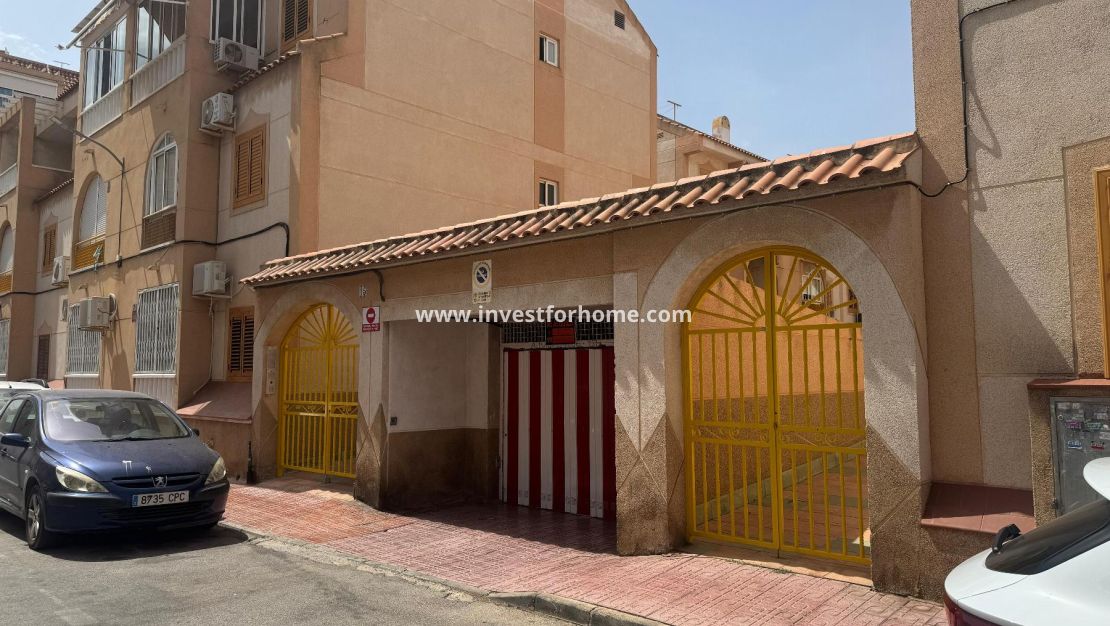 Försäljning - Garaje - Torrevieja - Playa del Acequión