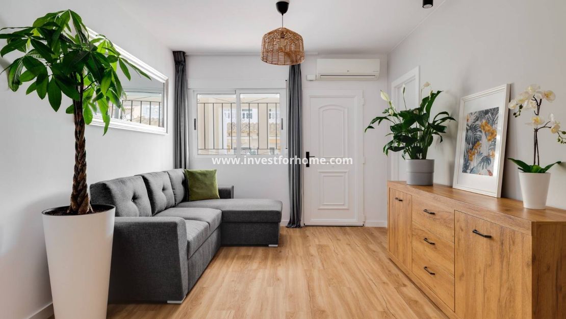 Försäljning - Hus - Orihuela Costa - Urbanización Perla Del Mar