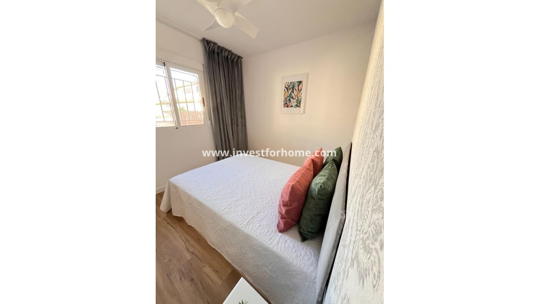 Försäljning - Hus - Orihuela Costa - Urbanización Perla Del Mar