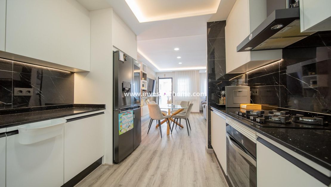 Försäljning - Hus - Orihuela Costa - Villamartin Pau 26