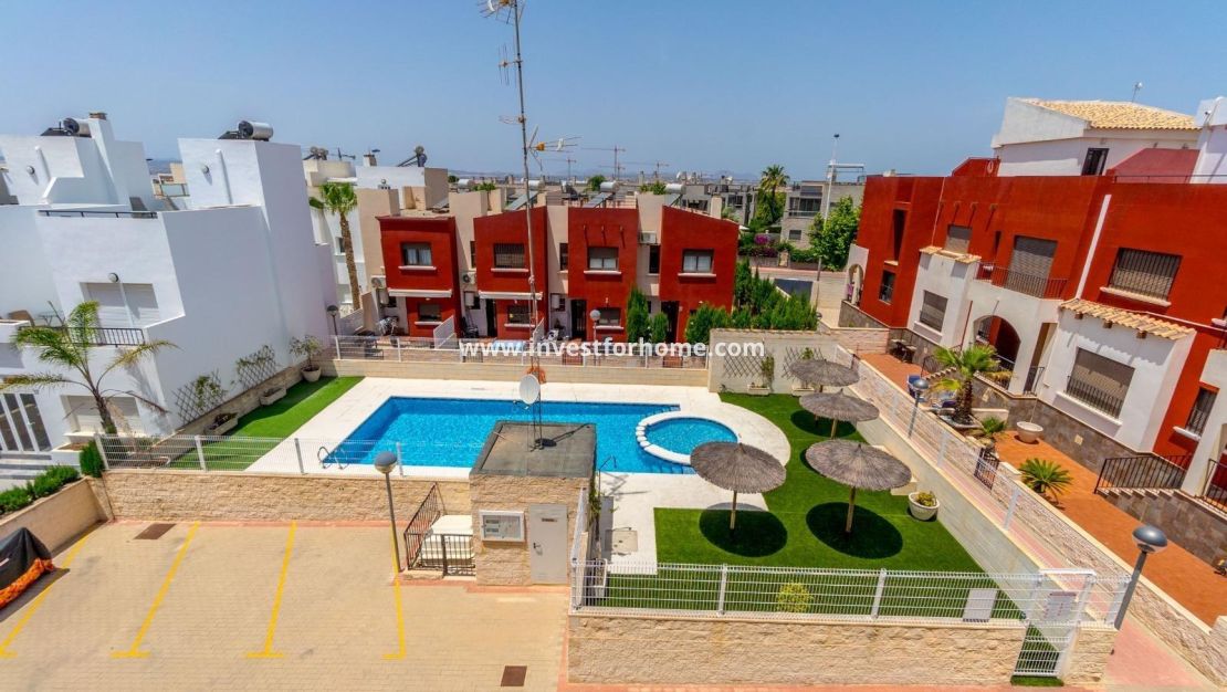 Försäljning - Hus - Torrevieja - aguas nuevas