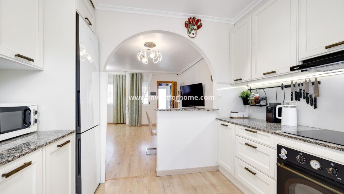 Försäljning - Hus - Torrevieja - aguas nuevas