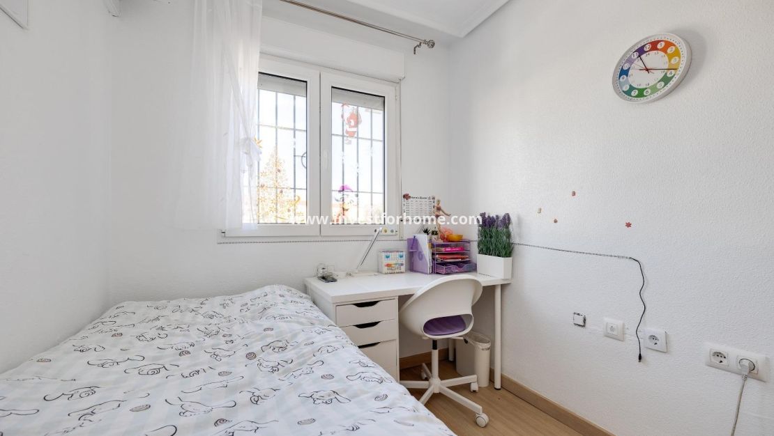 Försäljning - Hus - Torrevieja - aguas nuevas