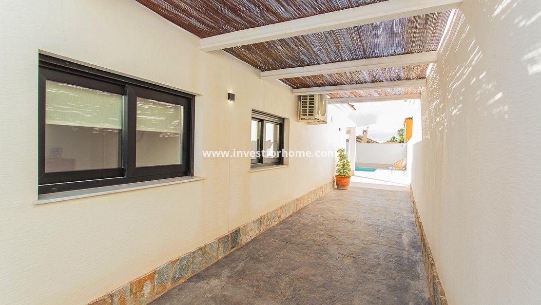 Försäljning - Hus - Torrevieja - La Siesta-El Chaparral