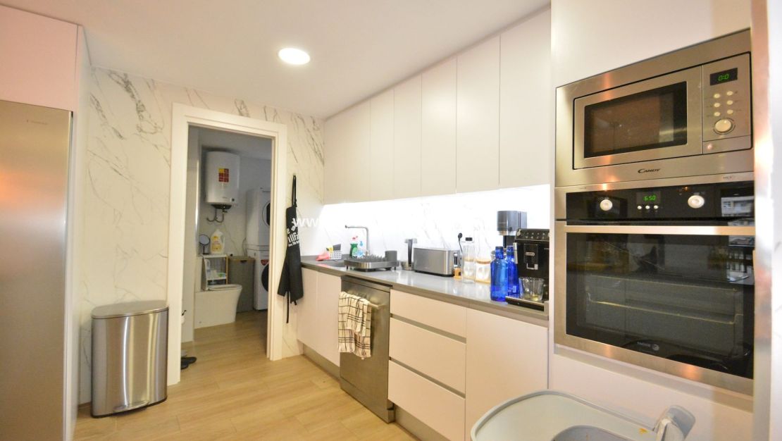 Försäljning - Lägenhet - Guardamar del Segura - Costa Blanca